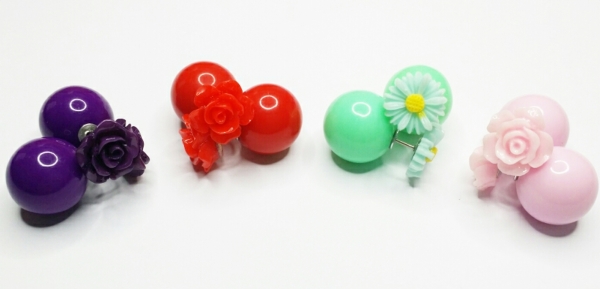 Blumen Doppelkugel-Ohrstecker